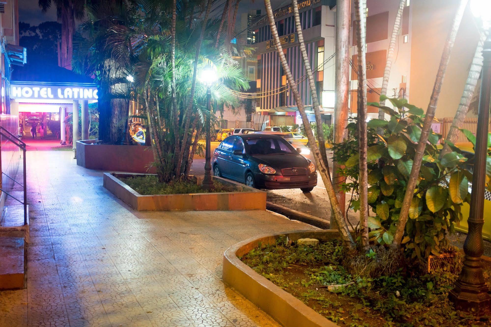Hotel Latino Panama City Exterior photo